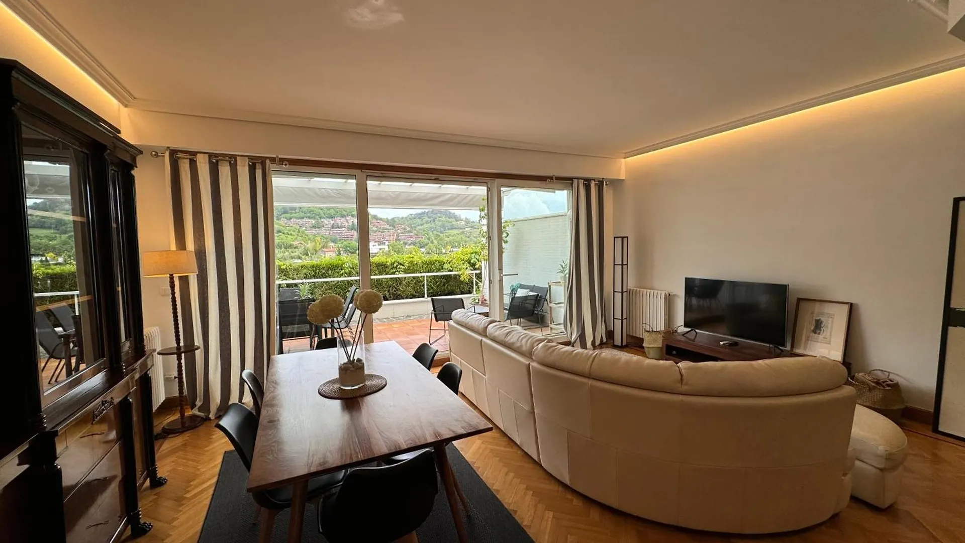 Villa Casa Berio 7 San Sebastián España