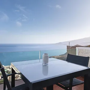 https://atlantic-terrace-with-sea-views.adeje-hotels.com